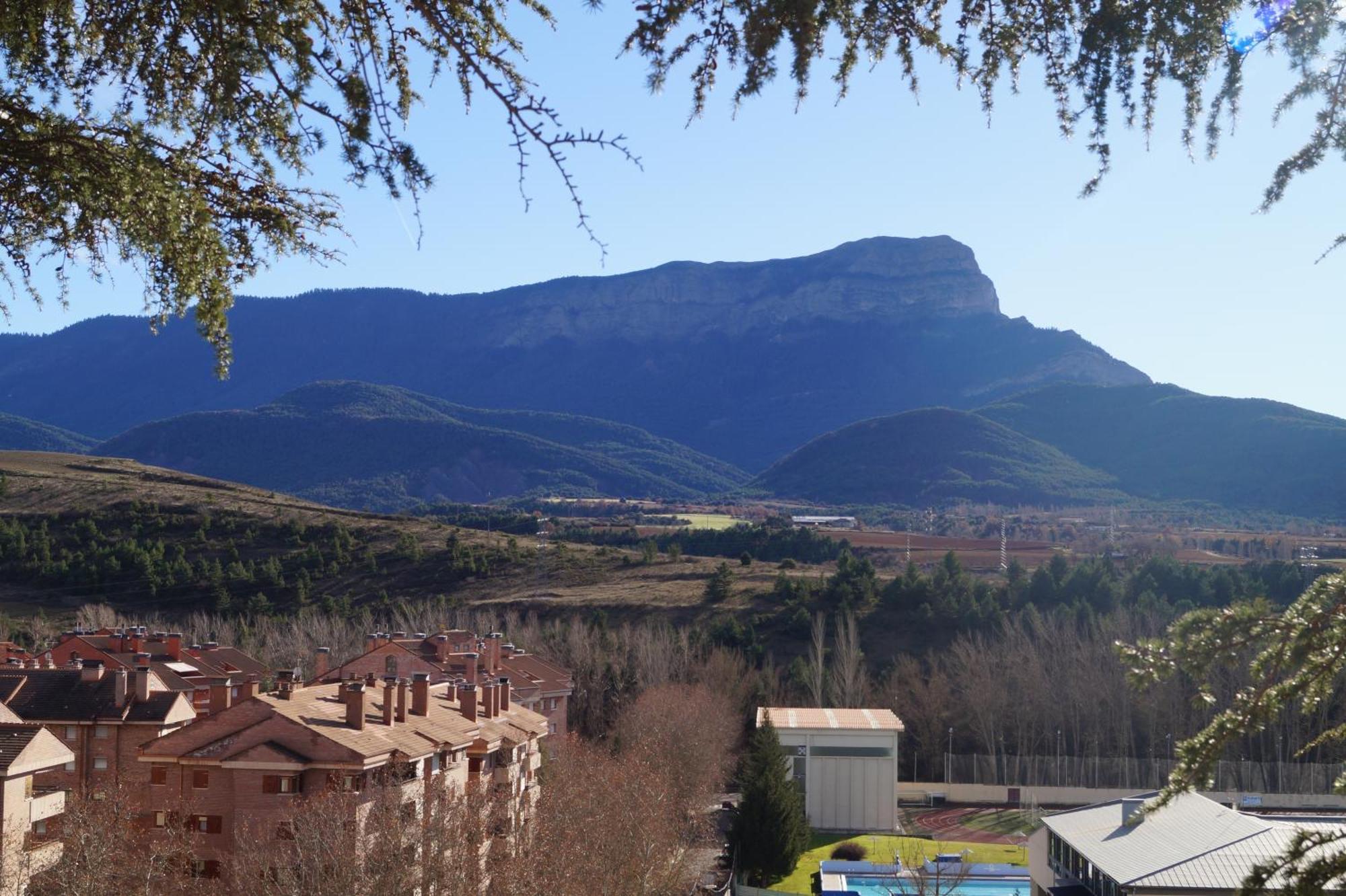 Casa Aspe Jaca Exterior foto